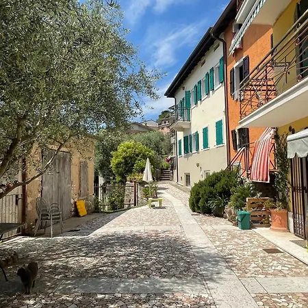 Διαμέρισμα Garden Cavaion Veronese